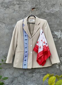 JACKET WITH A HANDKERCHIEF WITH BOATS