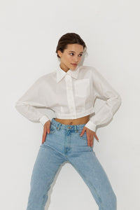 WHITE CROPPED SHIRT WITH OPEN BACK